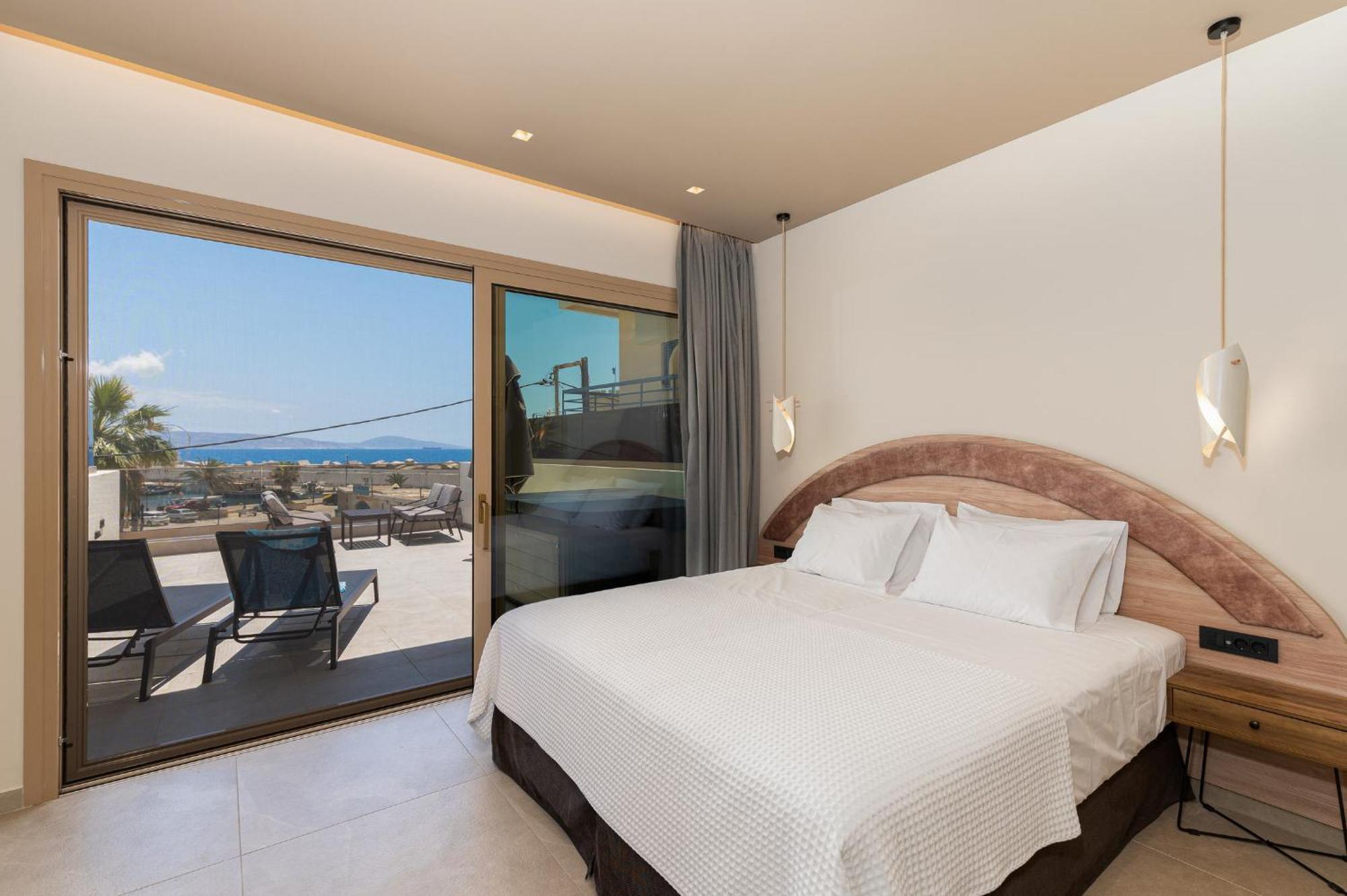 Cove Luxury Suites Agia Galini Екстериор снимка